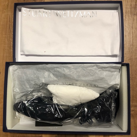 NEW Stuart Weitzman Lace-up flats - Picture 6 of 9
